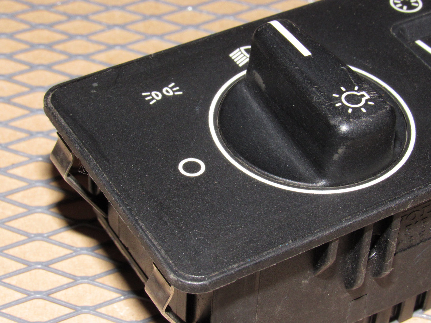 92 93 94 Volvo 960 OEM Headlight & Dash Light illumination Dimmer