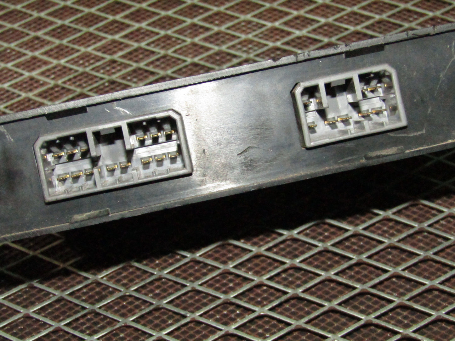 93 94 95 96 97 Honda Del Sol OEM Power Window Control Unit - RK-0252