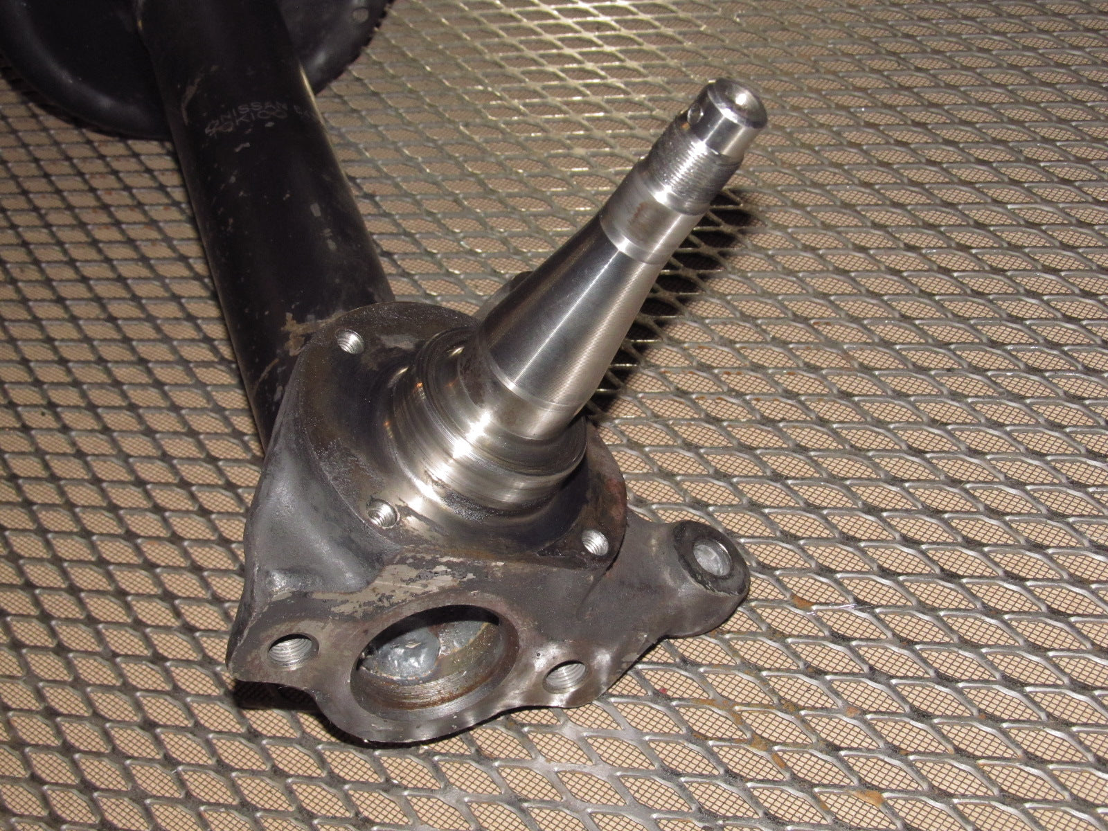 OK様 79 80 Datsun 280zx OEM Front Shock & Spindle - Left – Autopartone
