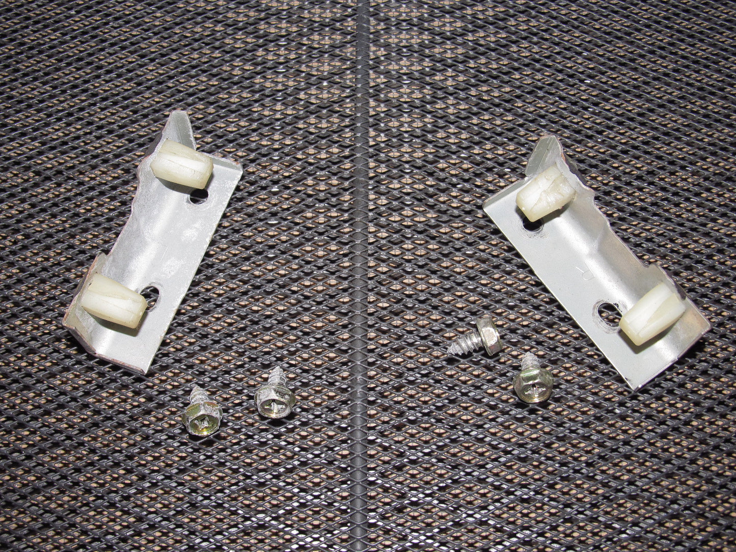 90-96 Nissan 300zx OEM Door Panel Mounting Bracket
