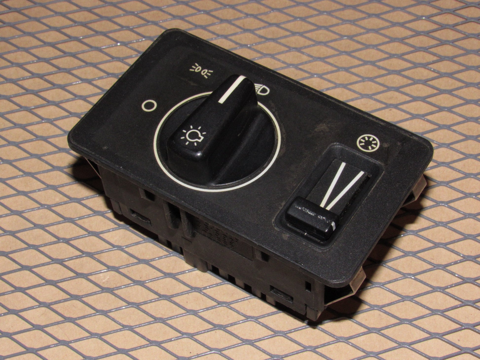 92 93 94 Volvo 960 OEM Headlight & Dash Light illumination Dimmer