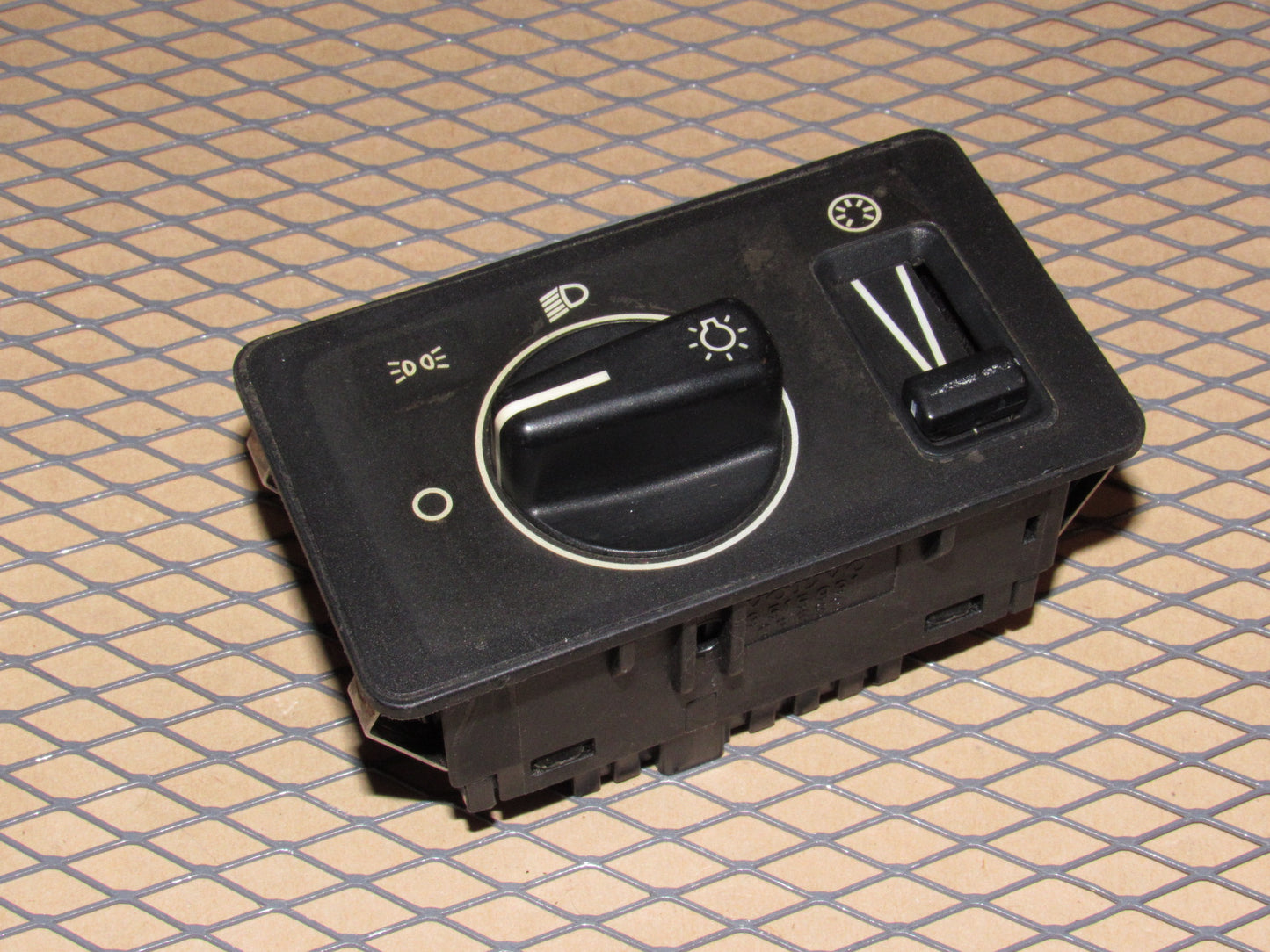 92 93 94 Volvo 960 OEM Headlight & Dash Light illumination Dimmer