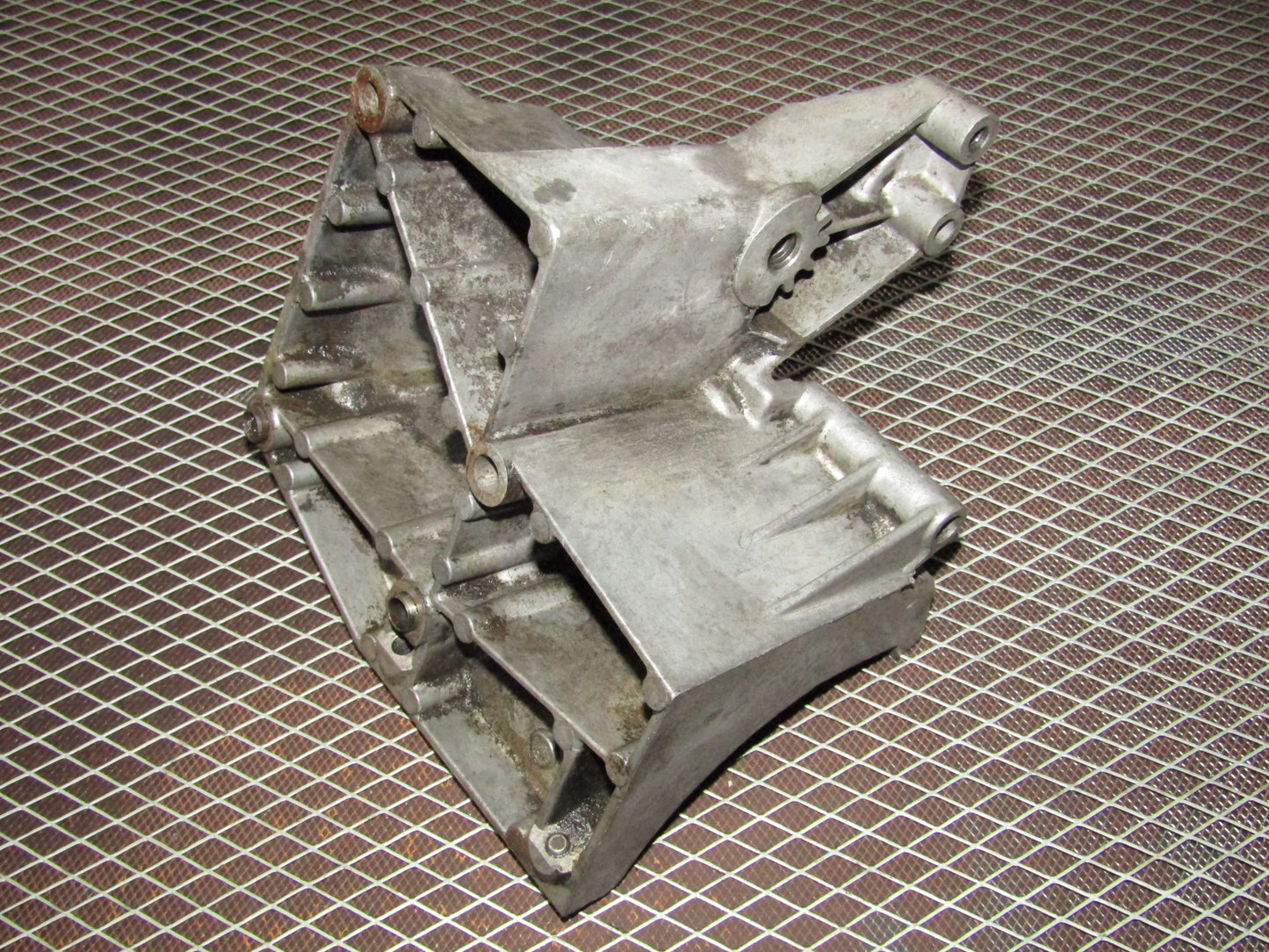 86-93 Mercedes Benz 300E 3.0L OEM A/C Compressor Mounting Bracket