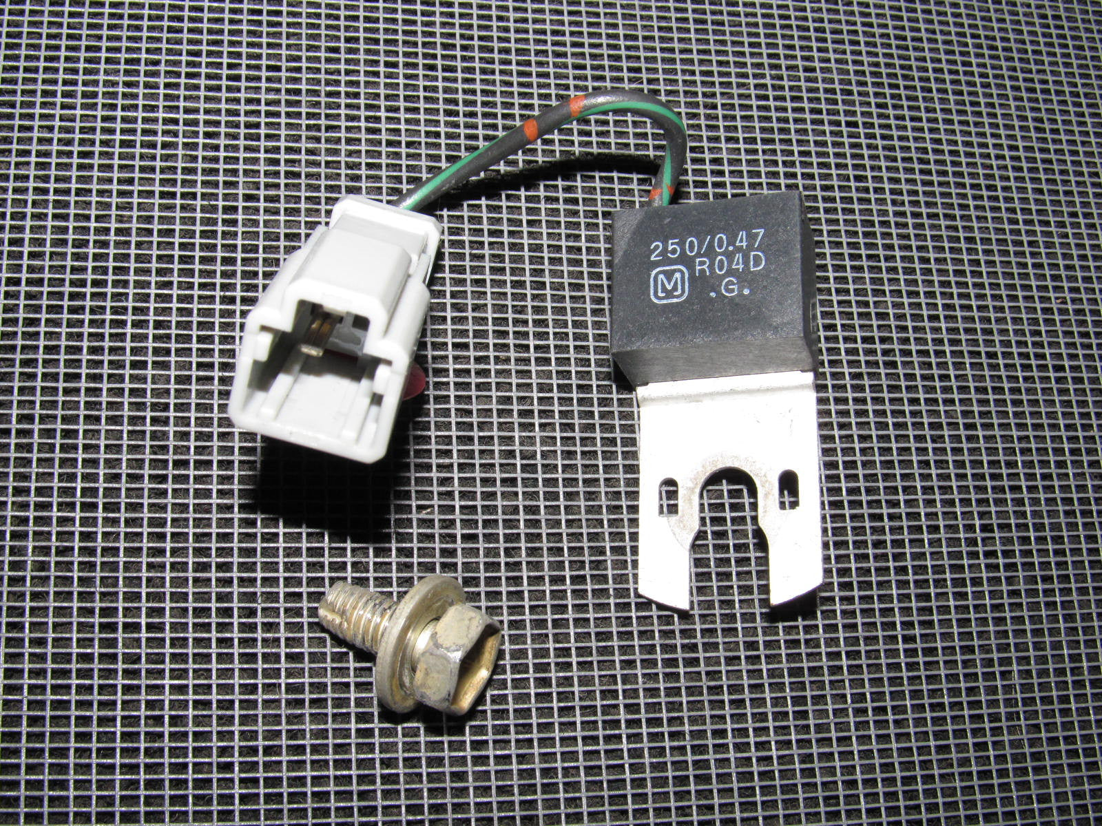 94 95 96 97 98 99 00 01 Acura Integra OEM Resistor Condenser 250/0.47