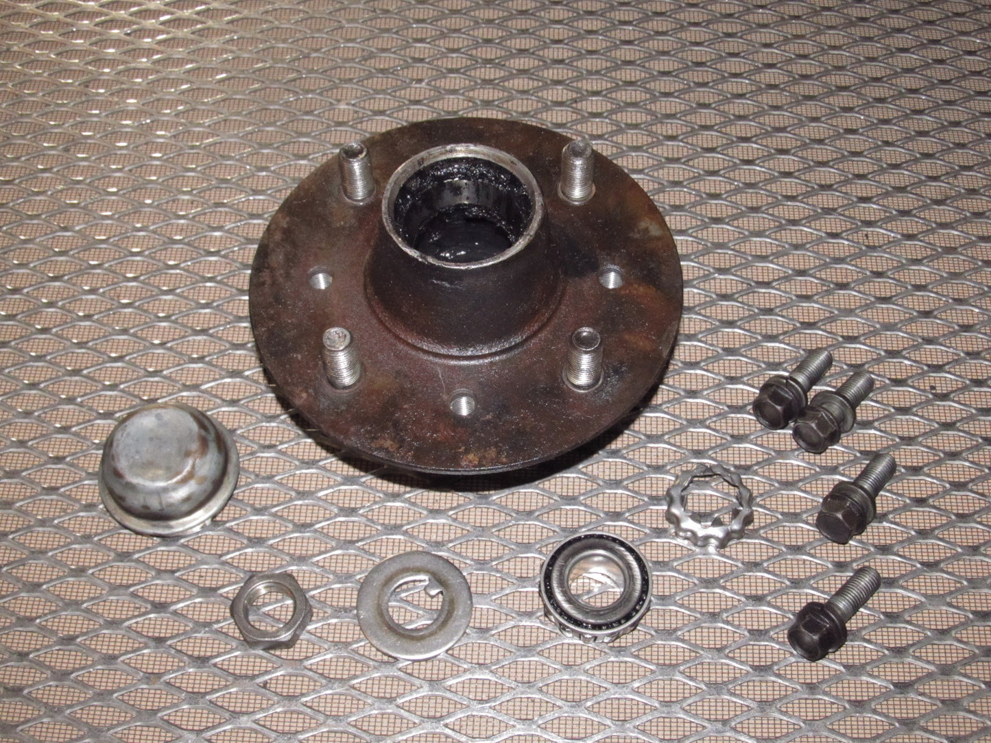 79 80 Datsun 280zx OEM Front Wheel Hub - Left