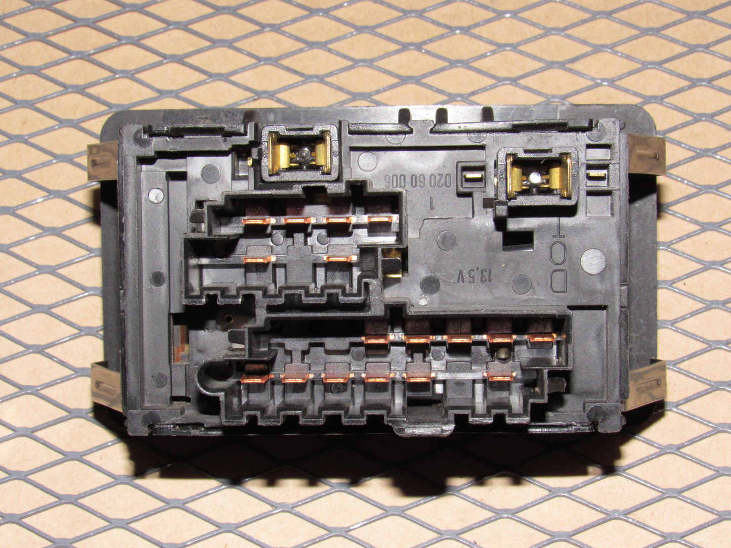 92 93 94 Volvo 960 OEM Headlight & Dash Light illumination Dimmer