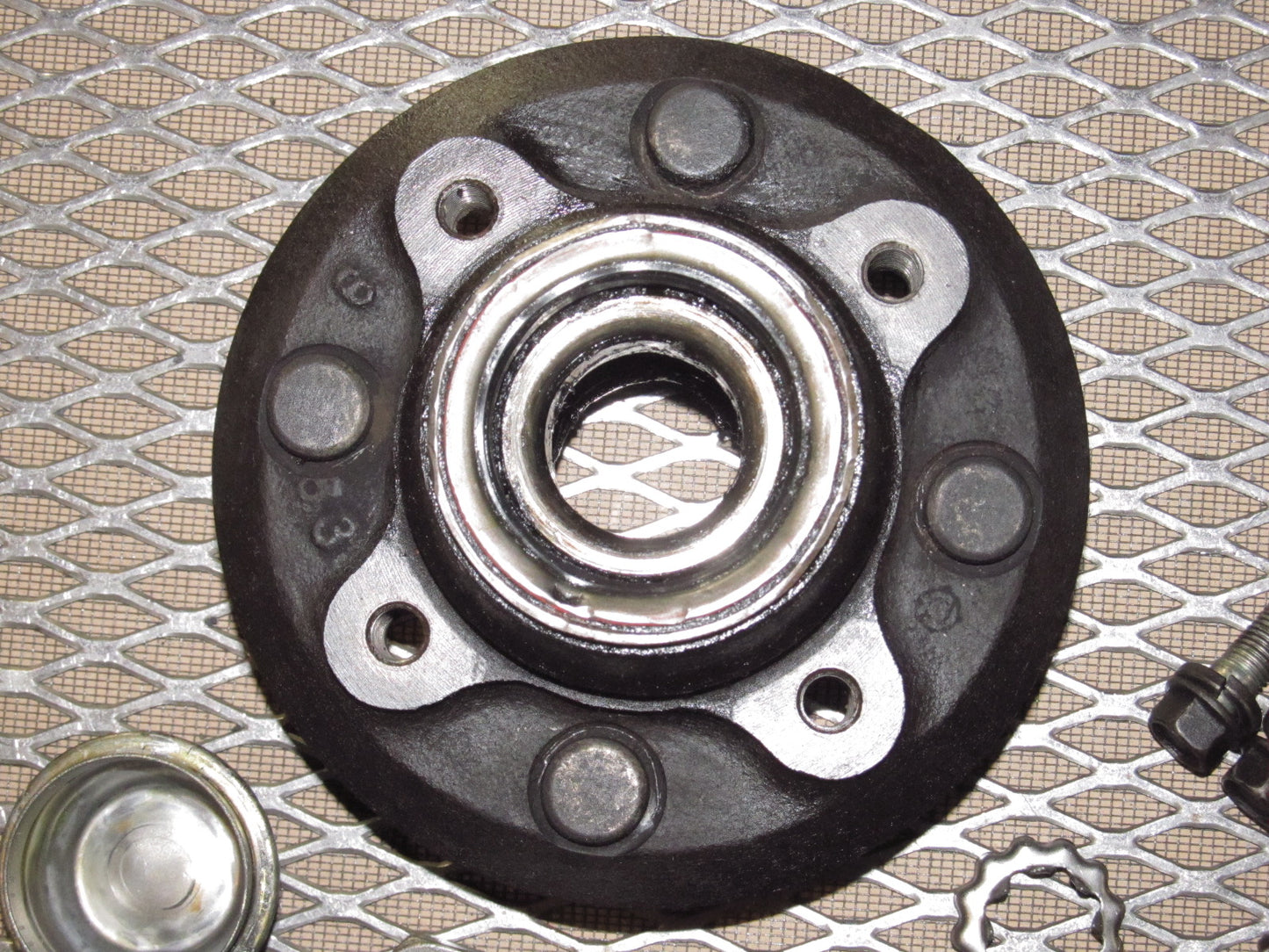 79 80 Datsun 280zx OEM Front Wheel Hub
