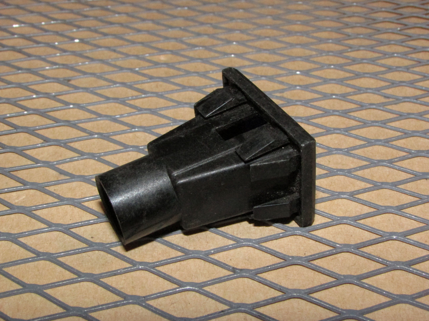 77-95 Mercedes Benz T1 Van OEM Interior Dash Headlight Hi-Beam Indicator Light Lamp