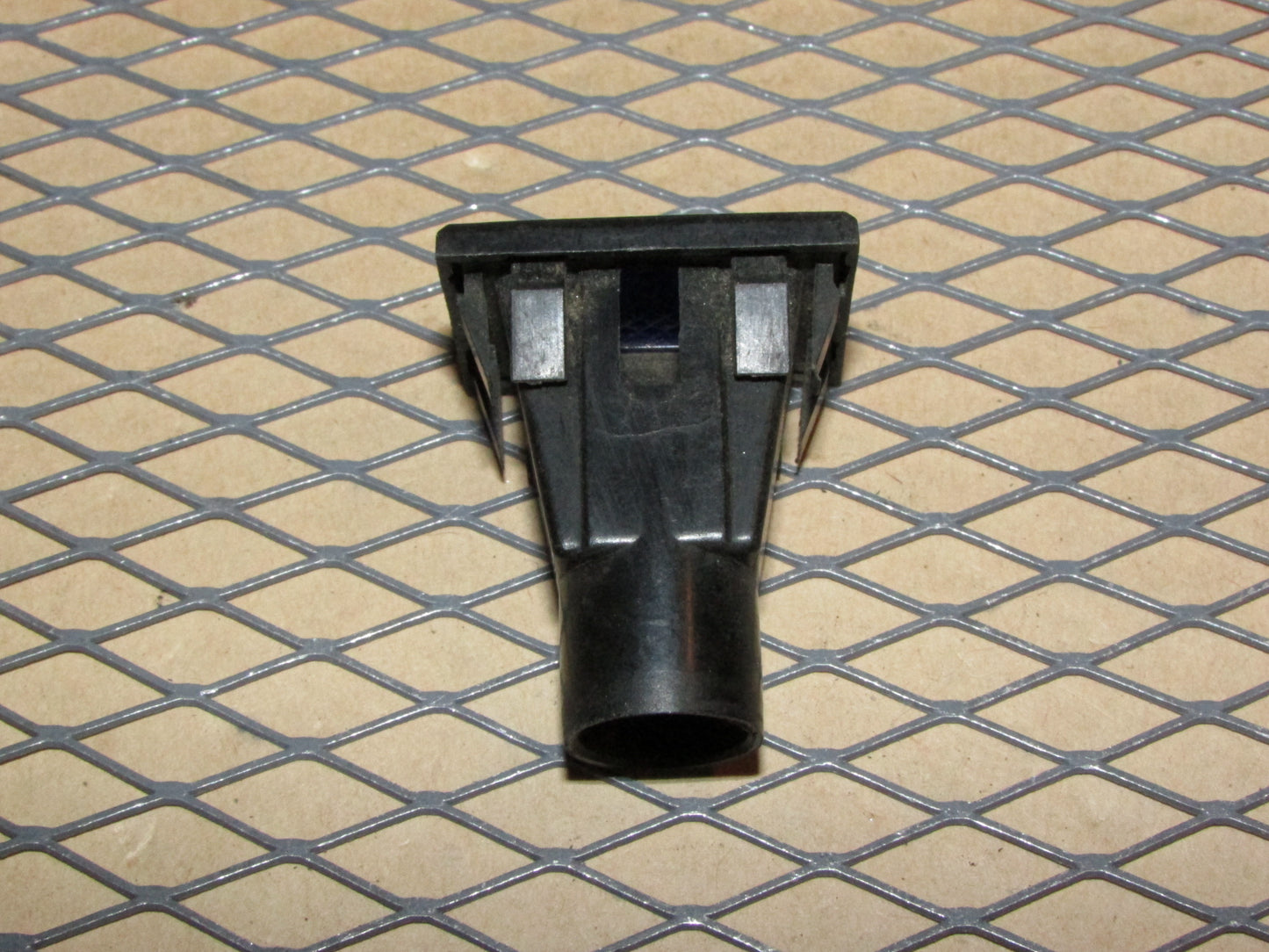 77-95 Mercedes Benz T1 Van OEM Interior Dash Headlight Hi-Beam Indicator Light Lamp