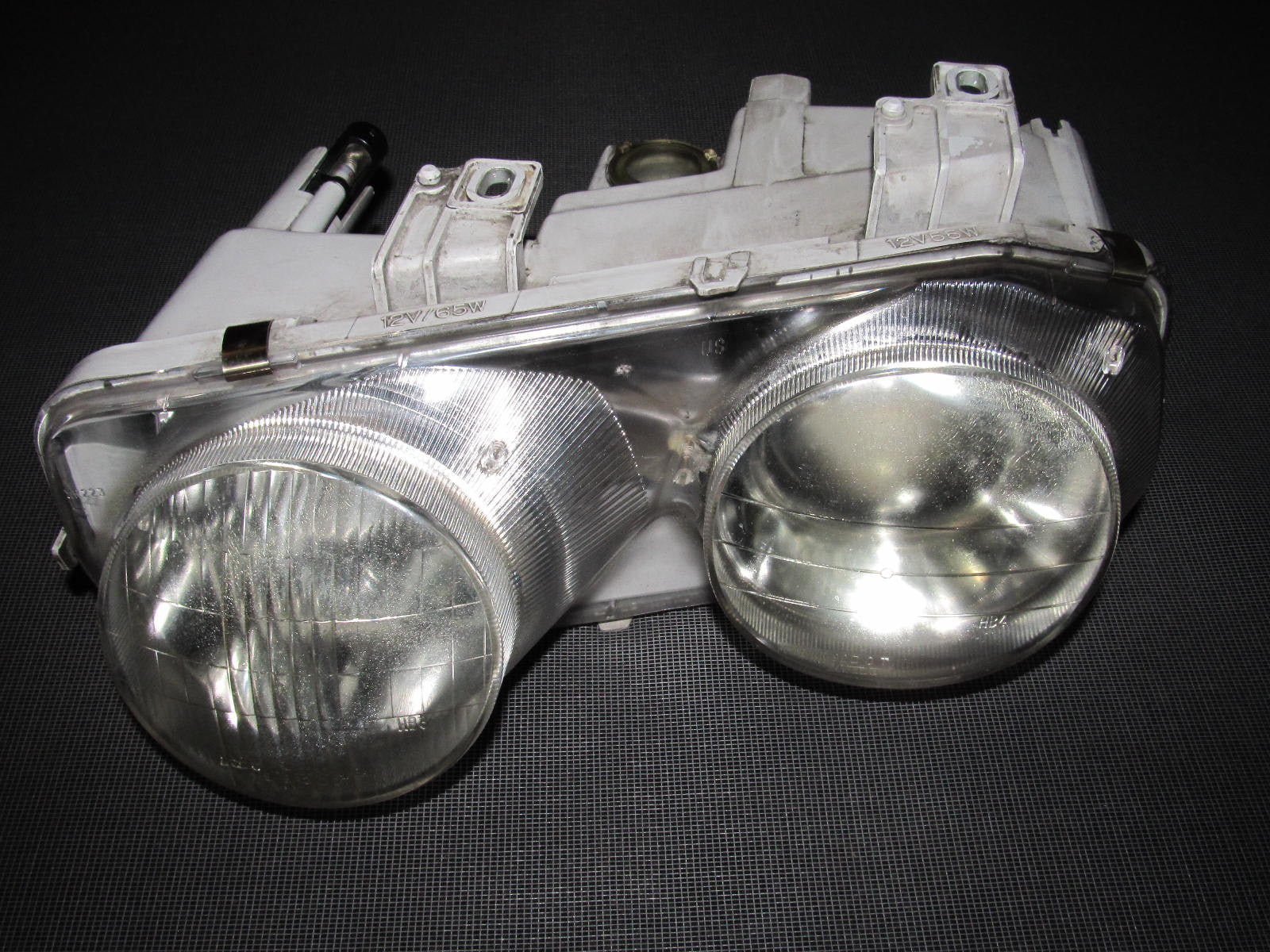 94 95 96 97 Acura Integra OEM Headlight - Left