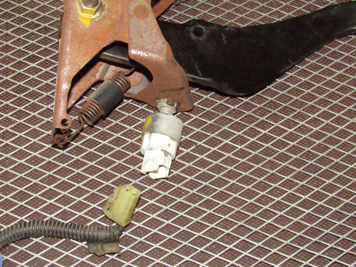 93 94 95 96 97 Honda Del Sol OEM Brake Pedal Switch Pigtail Harness