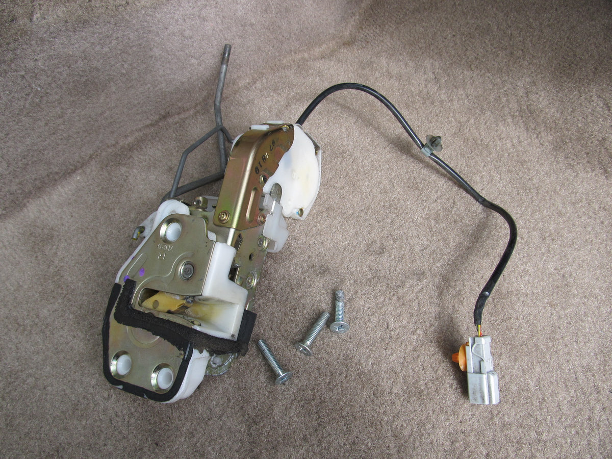 97 98 99 00 01 Honda Prelude OEM Door Latch & Actuator - Right