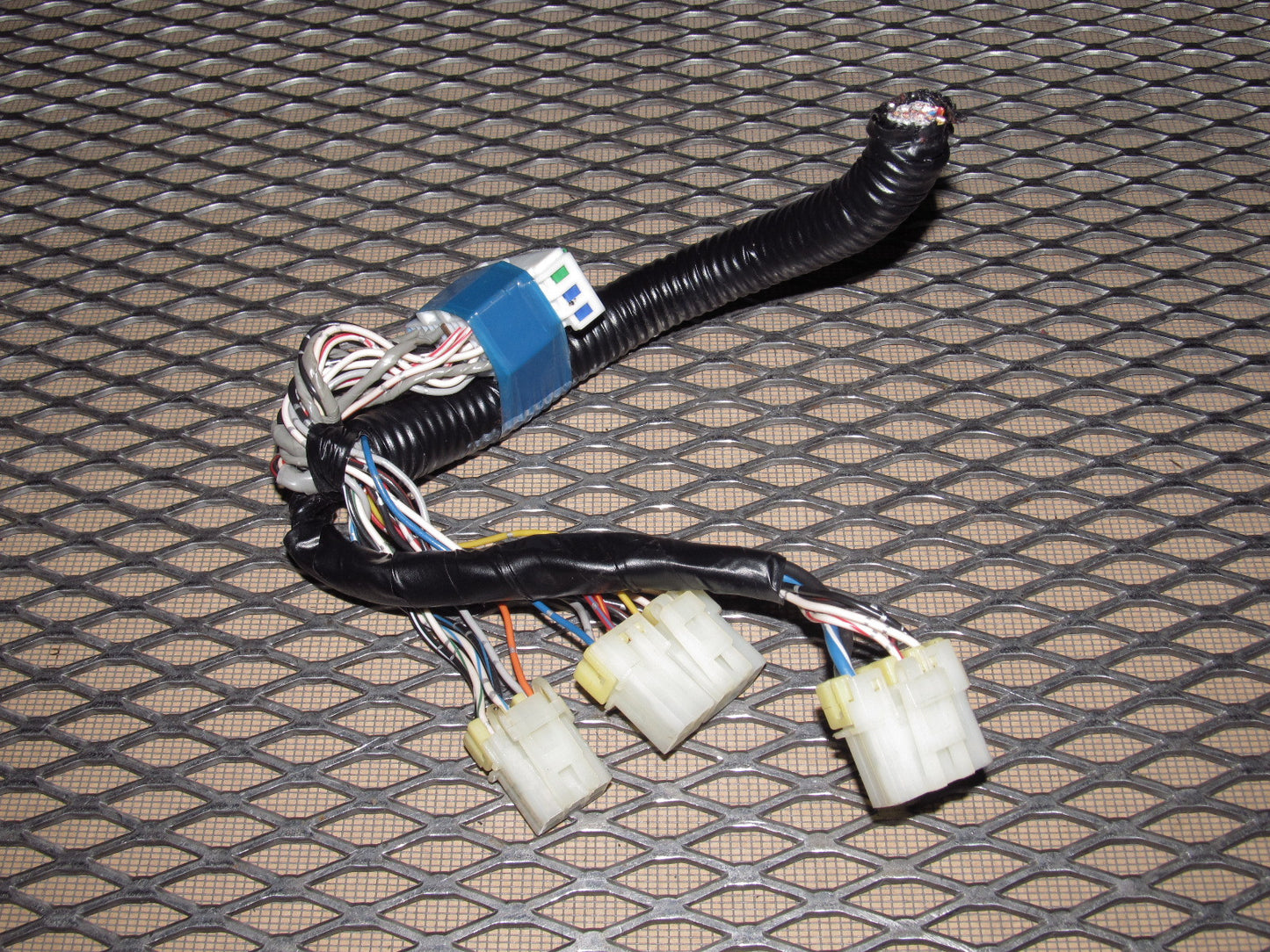90-96 Nissan 300zx OEM Radio Stereo Cassette Player Pigtail Harness