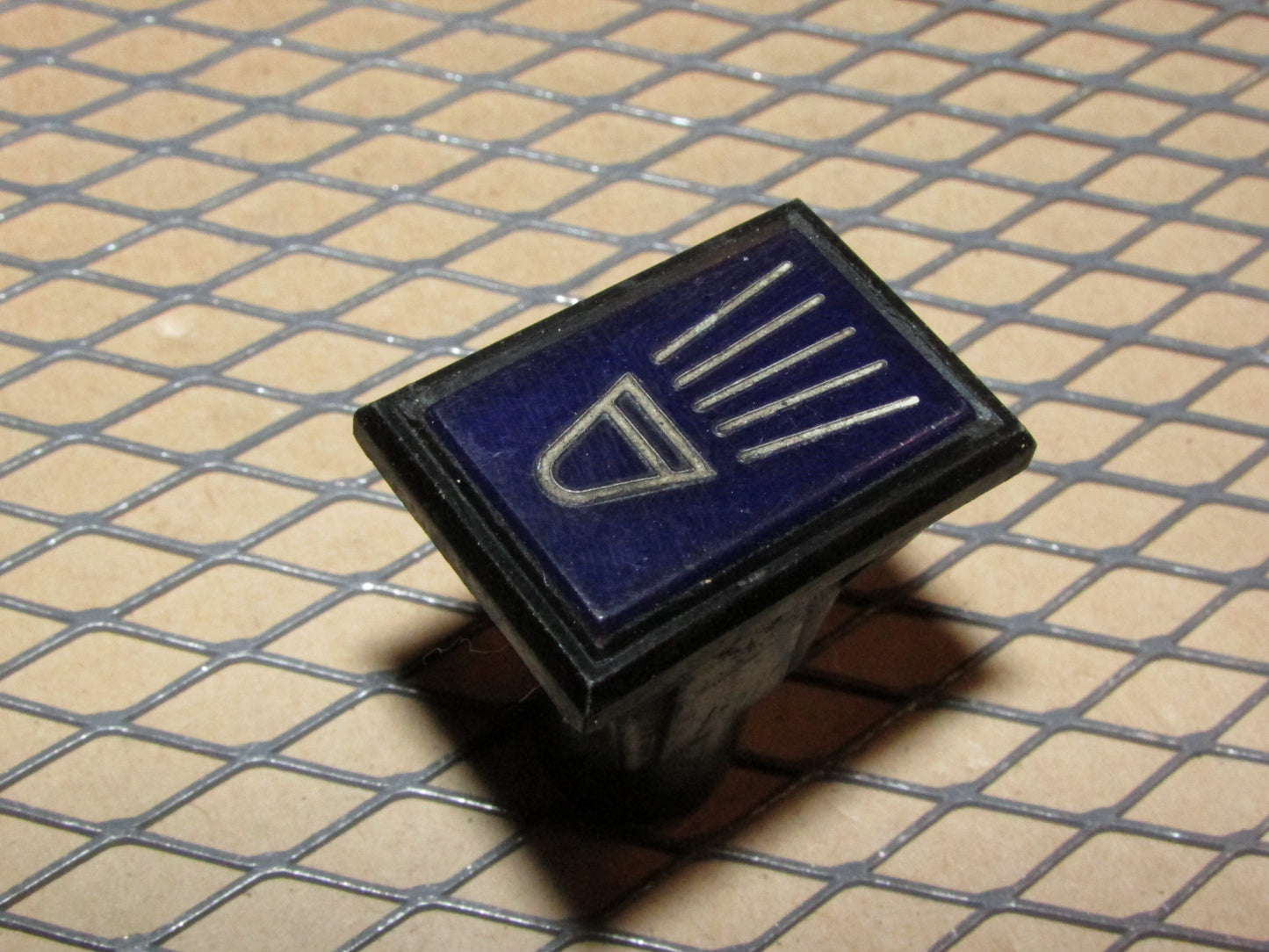 77-95 Mercedes Benz T1 Van OEM Interior Dash Headlight Hi-Beam Indicator Light Lamp