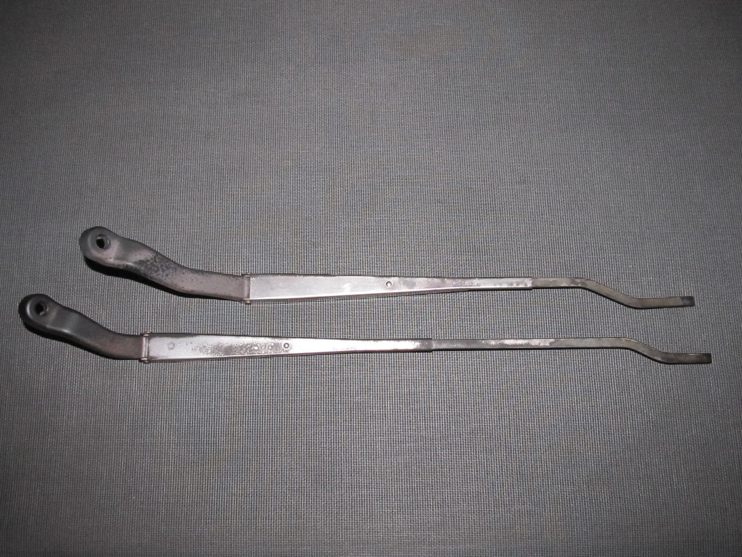 94 95 96 97 98 99 00 01 Acura Integra OEM Wiper Arm - Front