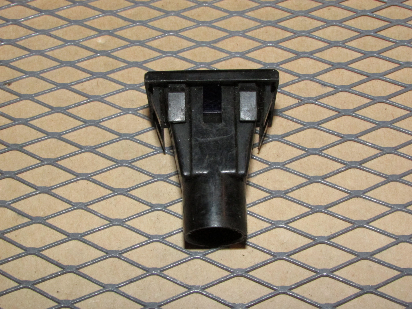 77-95 Mercedes Benz T1 Van OEM Interior Dash Headlight Hi-Beam Indicator Light Lamp