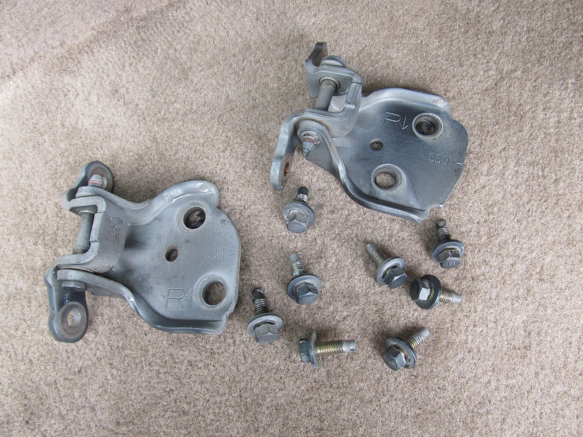 97 98 99 00 01 Honda Prelude OEM Door Hinges - Right Set