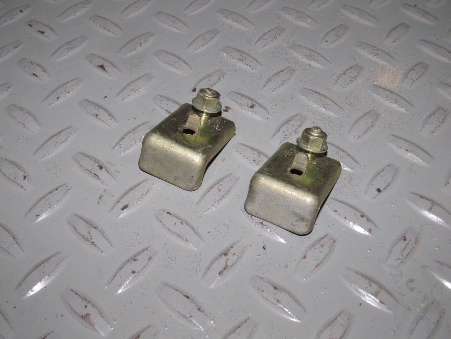 84 85 86 Nissan 300zx OEM Window Glass Stopper