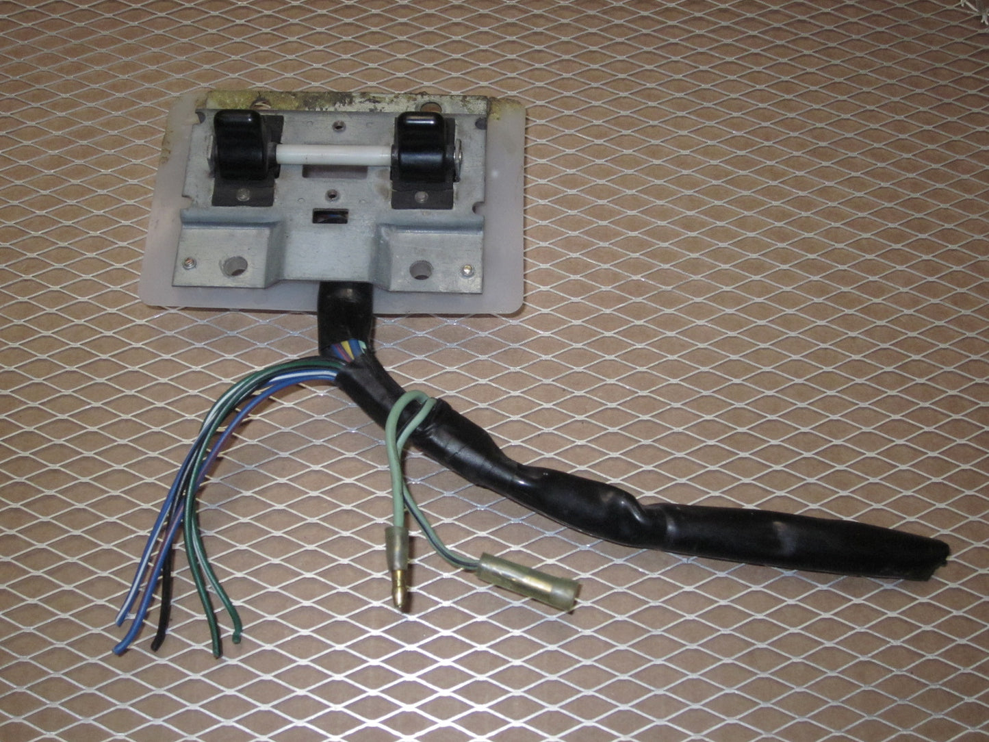 81 82 83 Datsun 280zx OEM Power Window Switch - Left