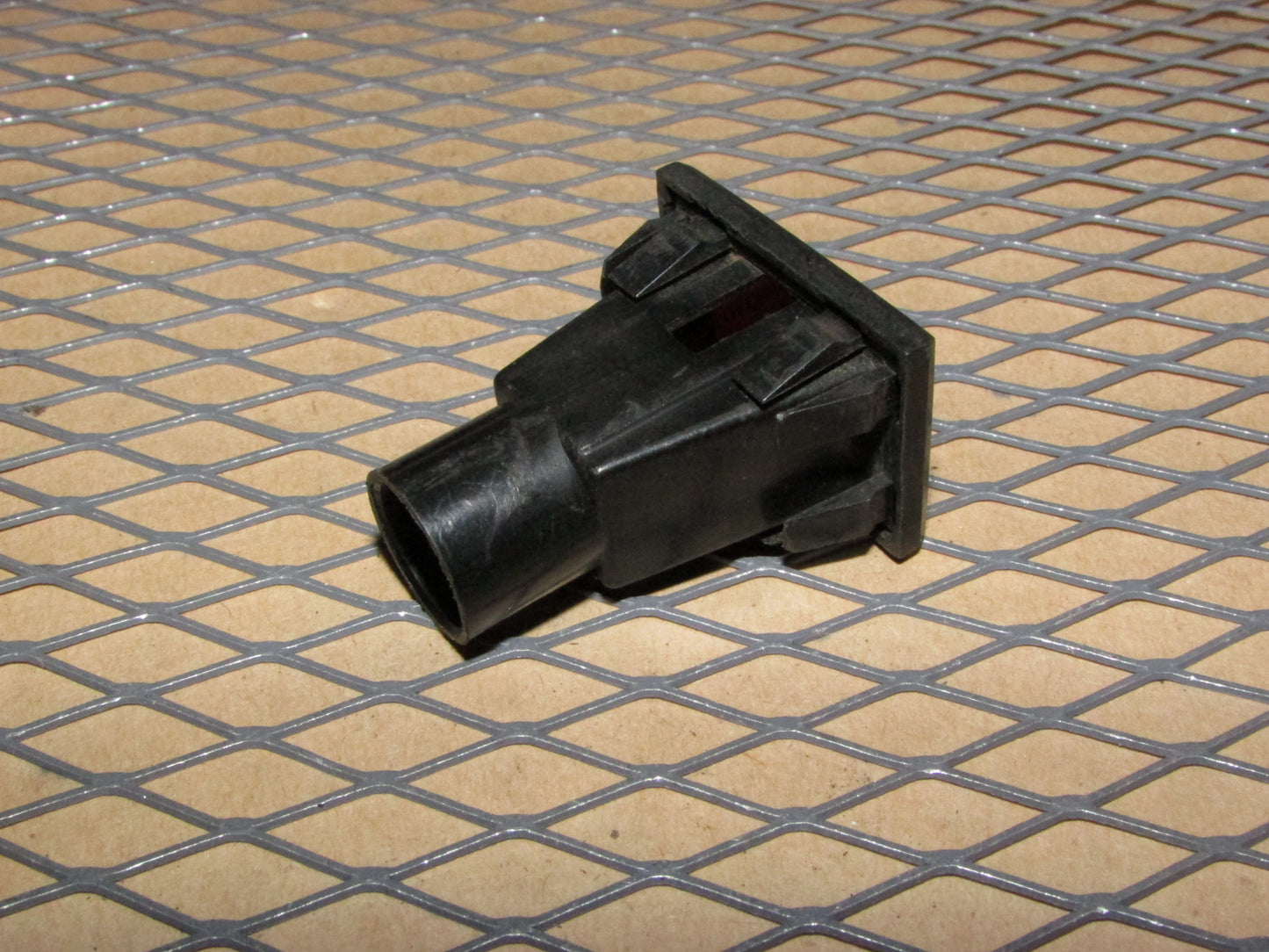 77-95 Mercedes Benz T1 Van OEM Dash Low Level Coolant Warning Indicator Light Lamp
