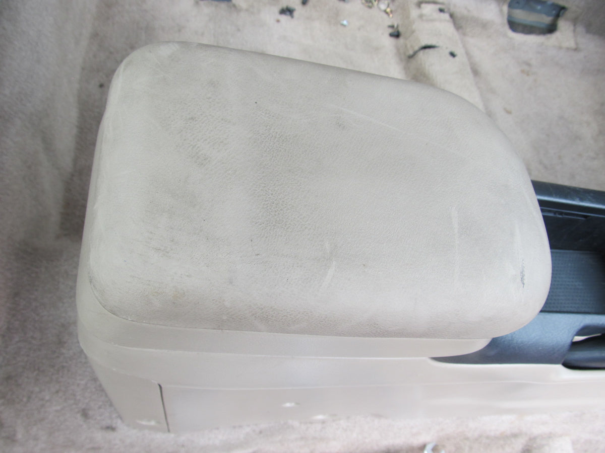 97 98 99 00 01 Honda Prelude OEM Center Console - M/T
