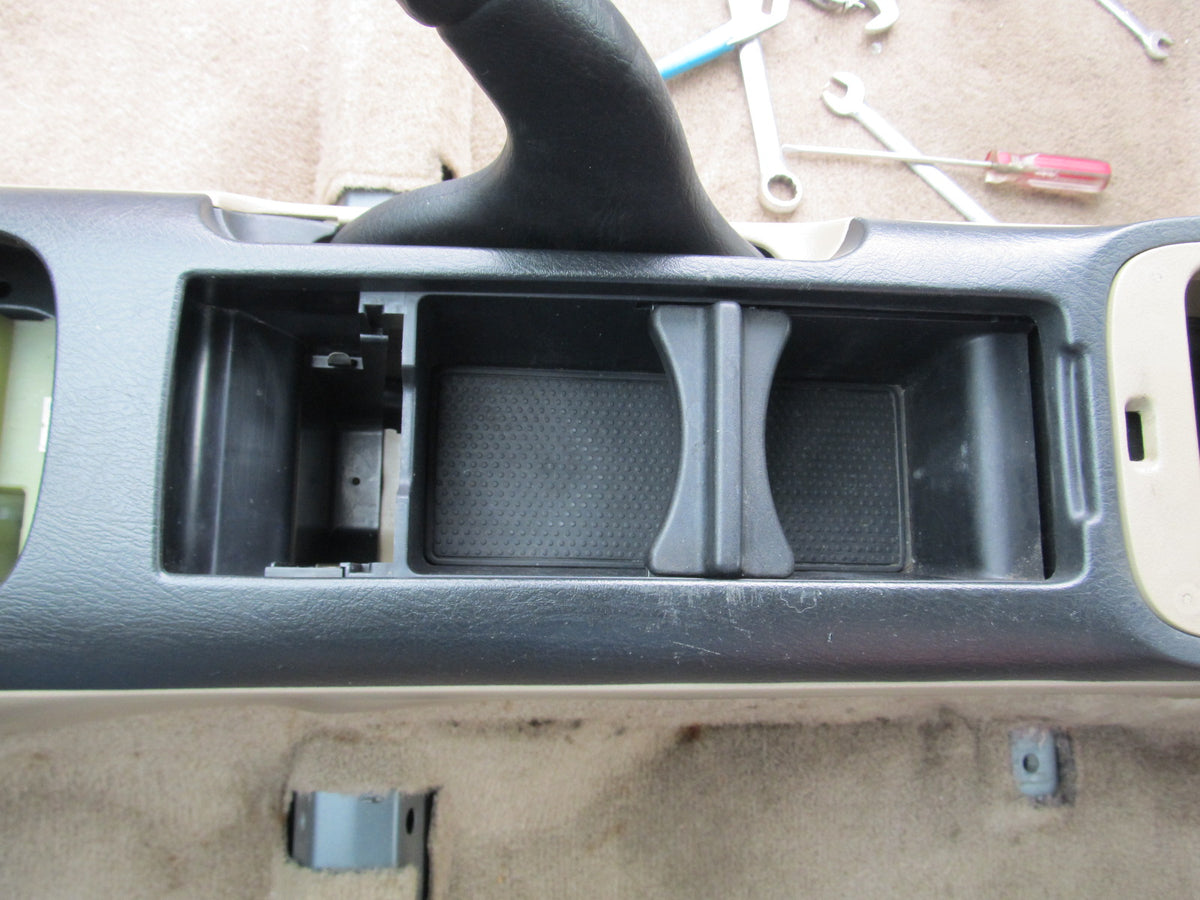 97 98 99 00 01 Honda Prelude OEM Center Console - M/T