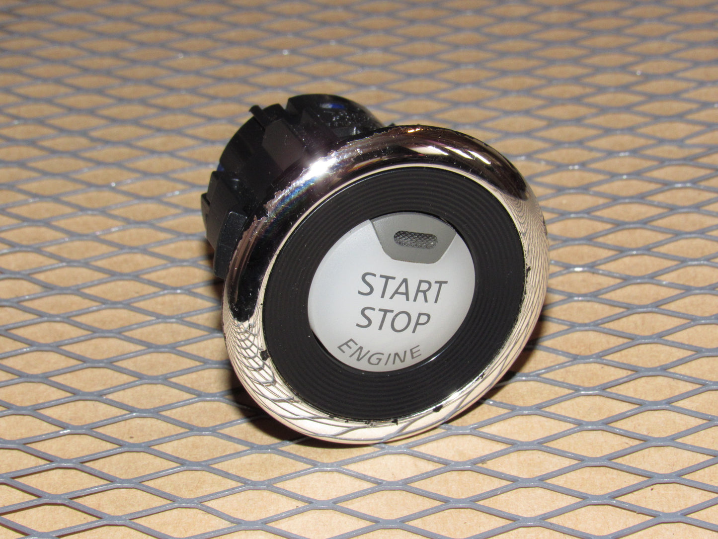 19 20 21 22 23 24 Nissan Murano OEM Ignition Engine Start Stop Push Button Switch