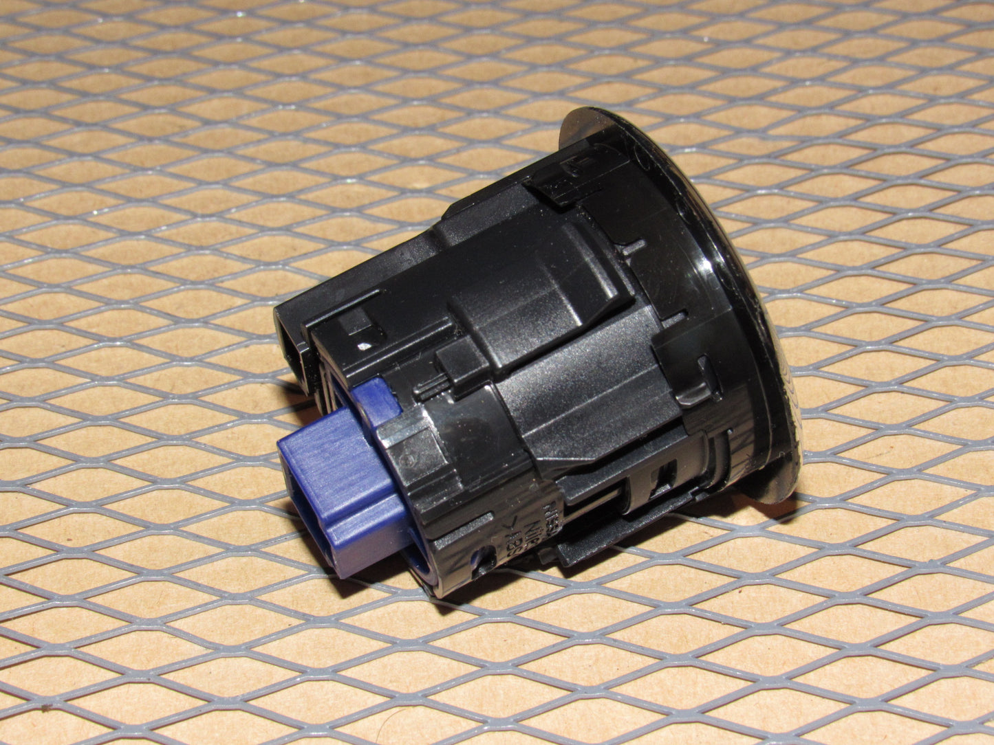 19 20 21 22 23 24 Nissan Murano OEM Ignition Engine Start Stop Push Button Switch