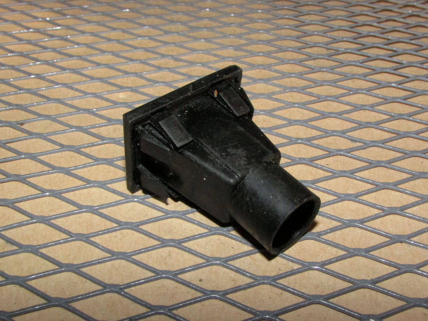 77-95 Mercedes Benz T1 Van OEM Dash Low Level Coolant Warning Indicator Light Lamp