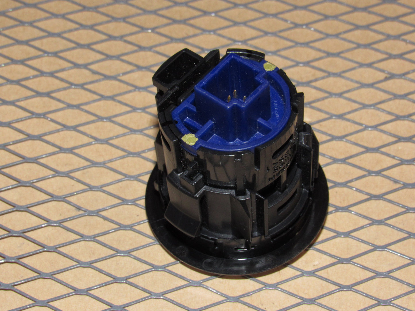 19 20 21 22 23 24 Nissan Murano OEM Ignition Engine Start Stop Push Button Switch