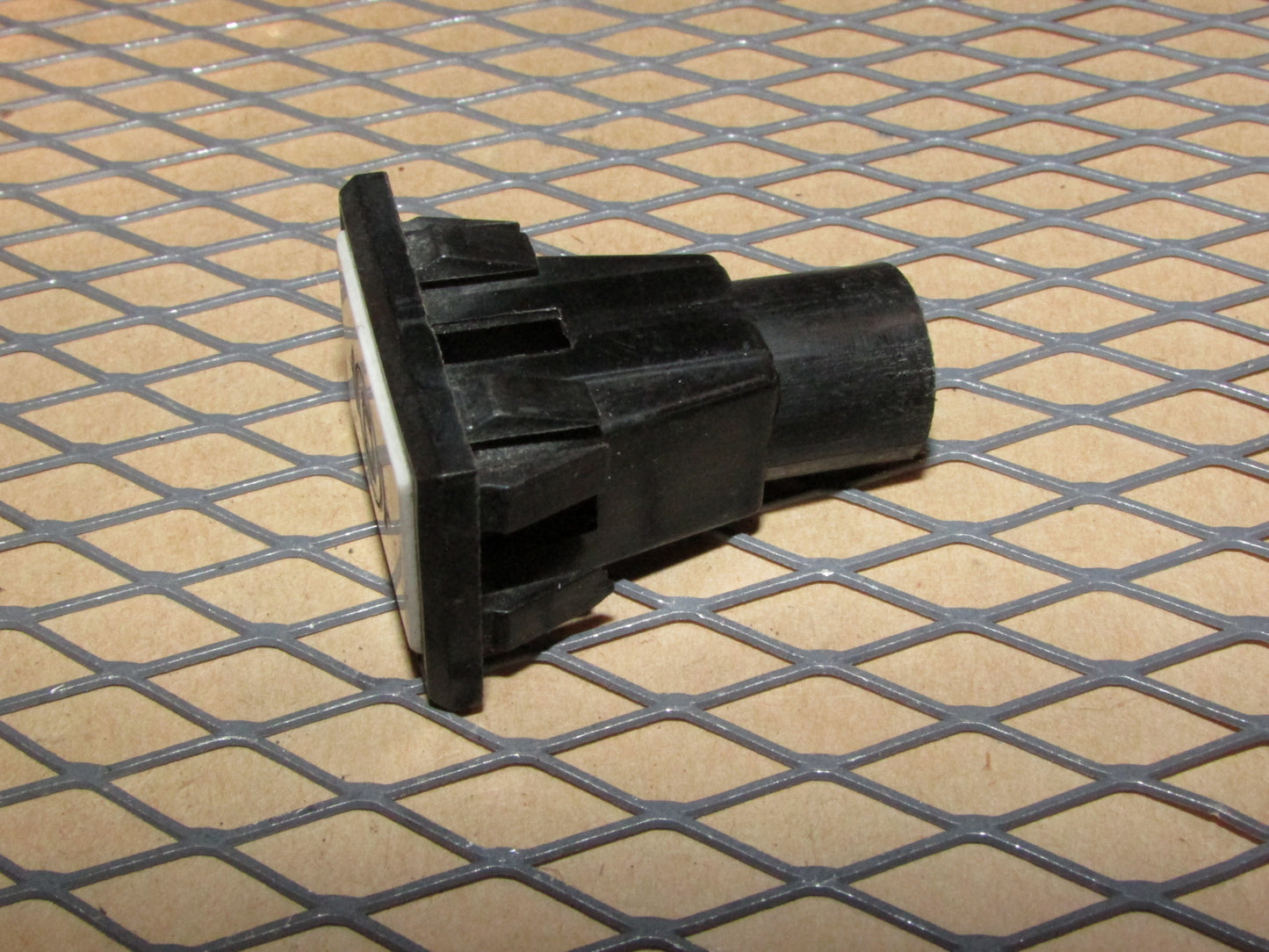 77-95 Mercedes Benz T1 Van OEM Dash Low Level Coolant Warning Indicator Light Lamp