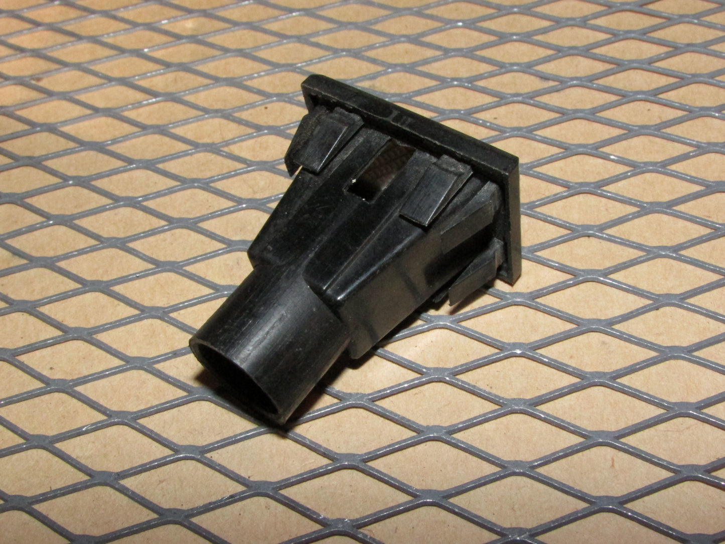 77-95 Mercedes Benz T1 Van OEM Dash Low Level Coolant Warning Indicator Light Lamp