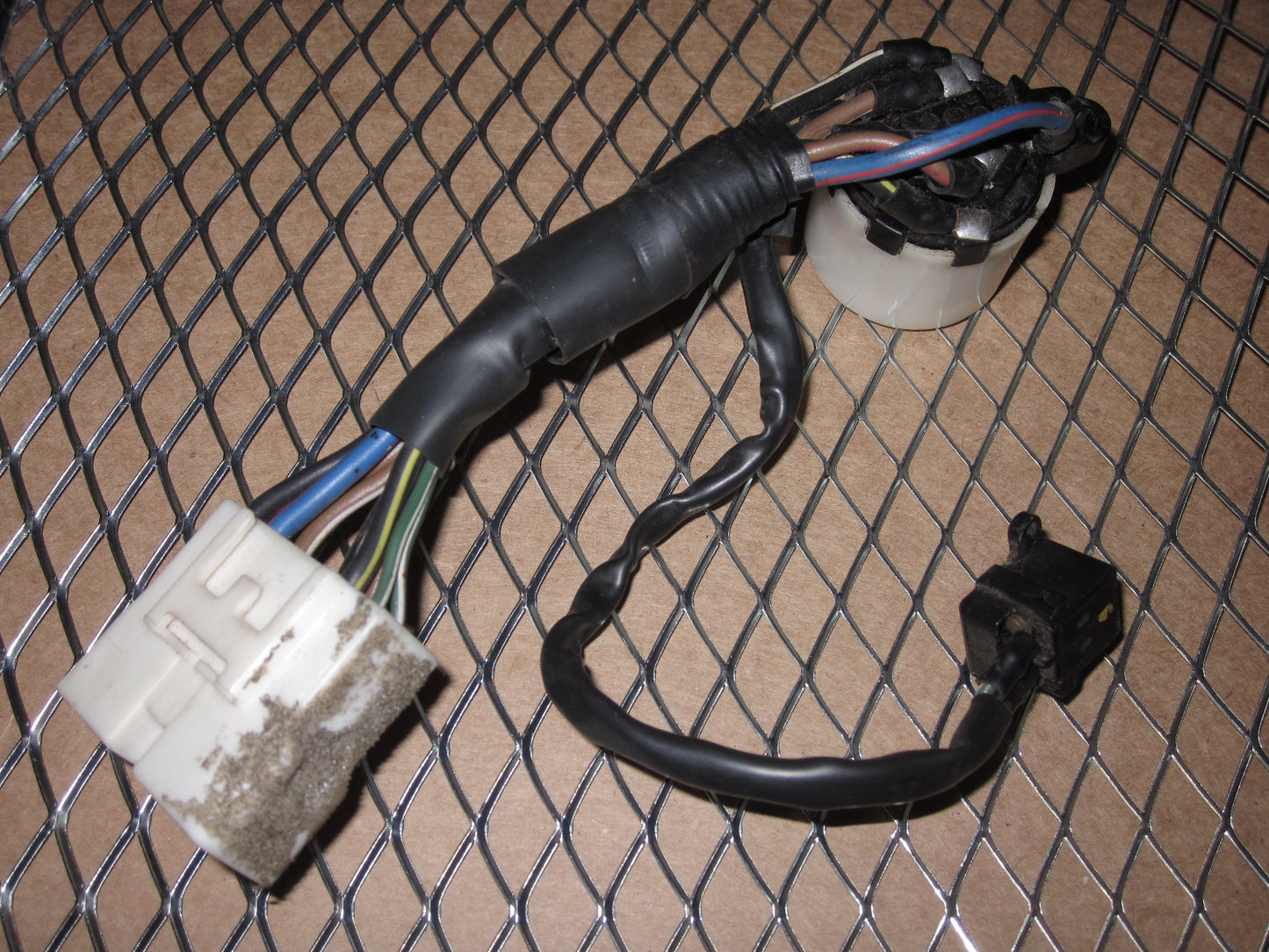 91 92 93 94 95 Toyota MR2 OEM Interior Ignition Lock Cylinder Switch