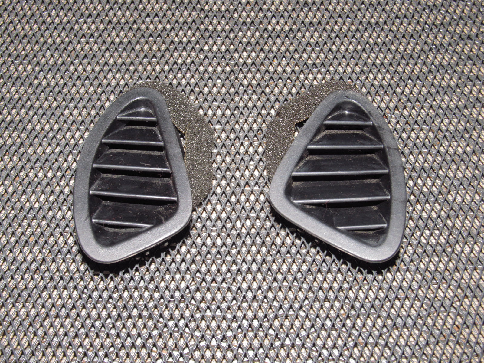 94 95 96 97 Mazda Miata OEM A/C Heater Dash Air Vent