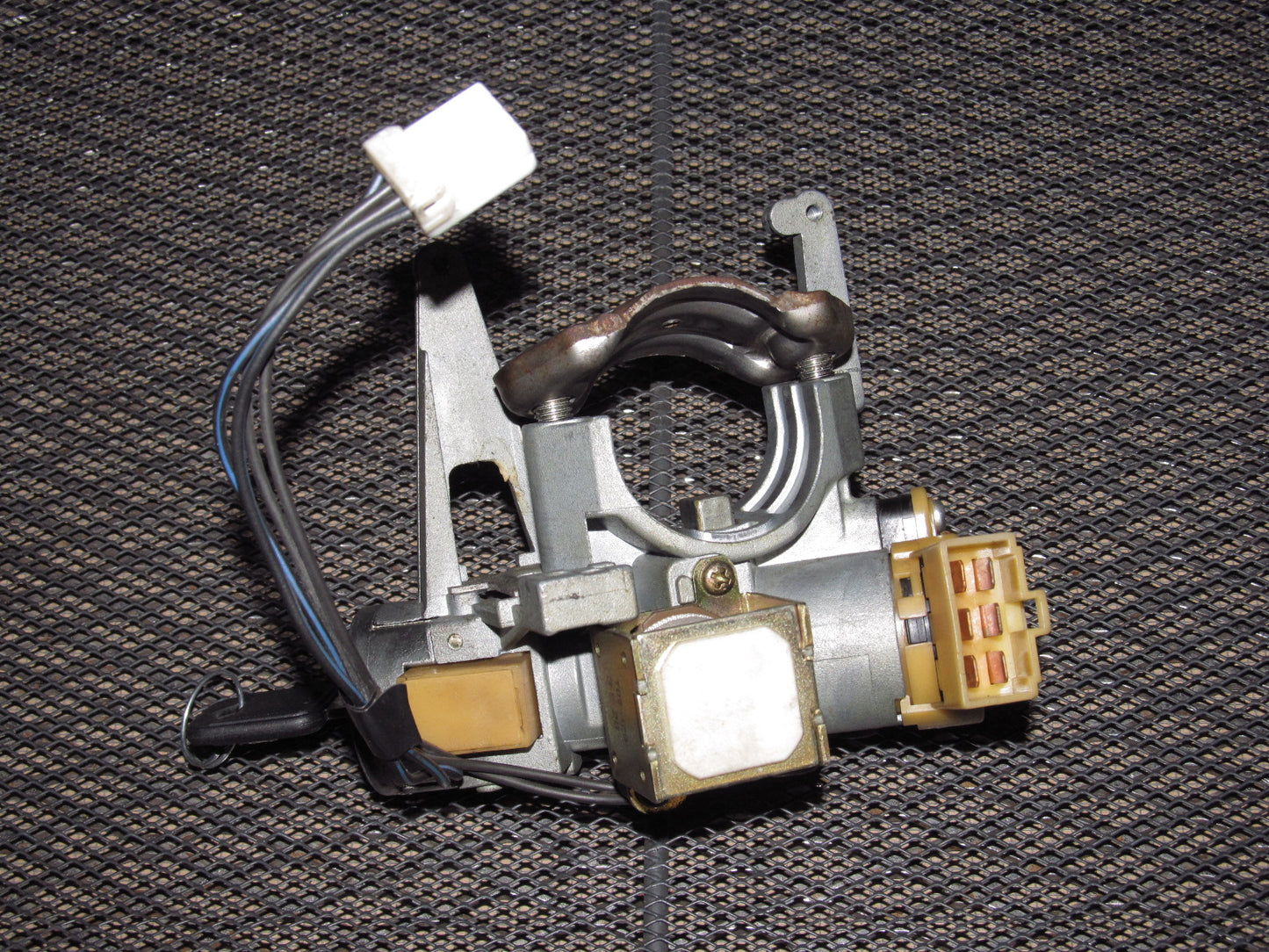 94 95 96 97 Mazda Miata OEM Ignition Cylinder Lock Tumbler & Switch