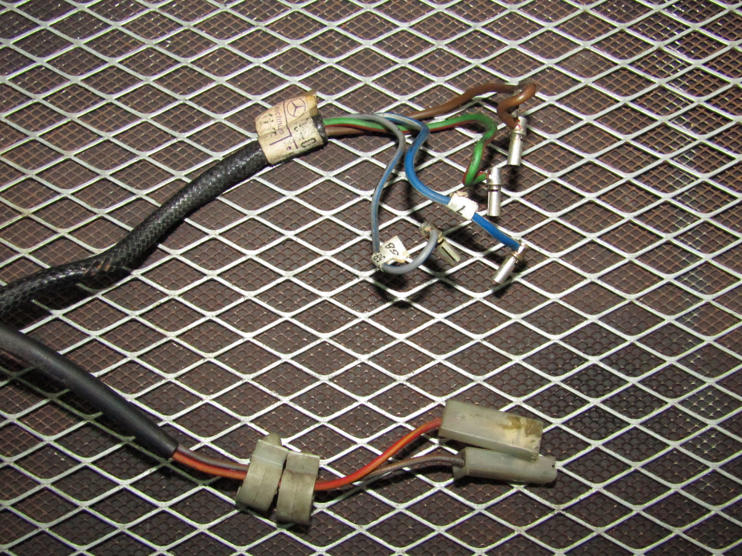 86-93 Mercedes Benz 300E OEM Rear Door Wiring Pigtail Harness - Right
