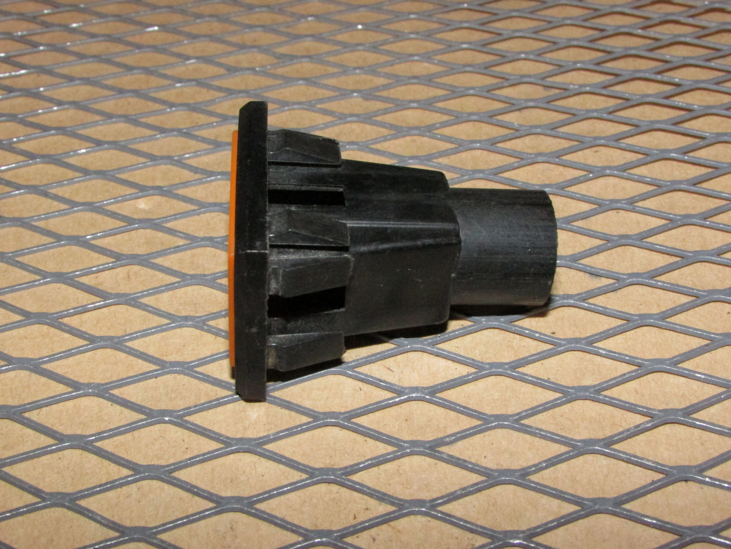 77-95 Mercedes Benz T1 Van OEM Interior Dash Cluster Warning Indicator Light Lamp