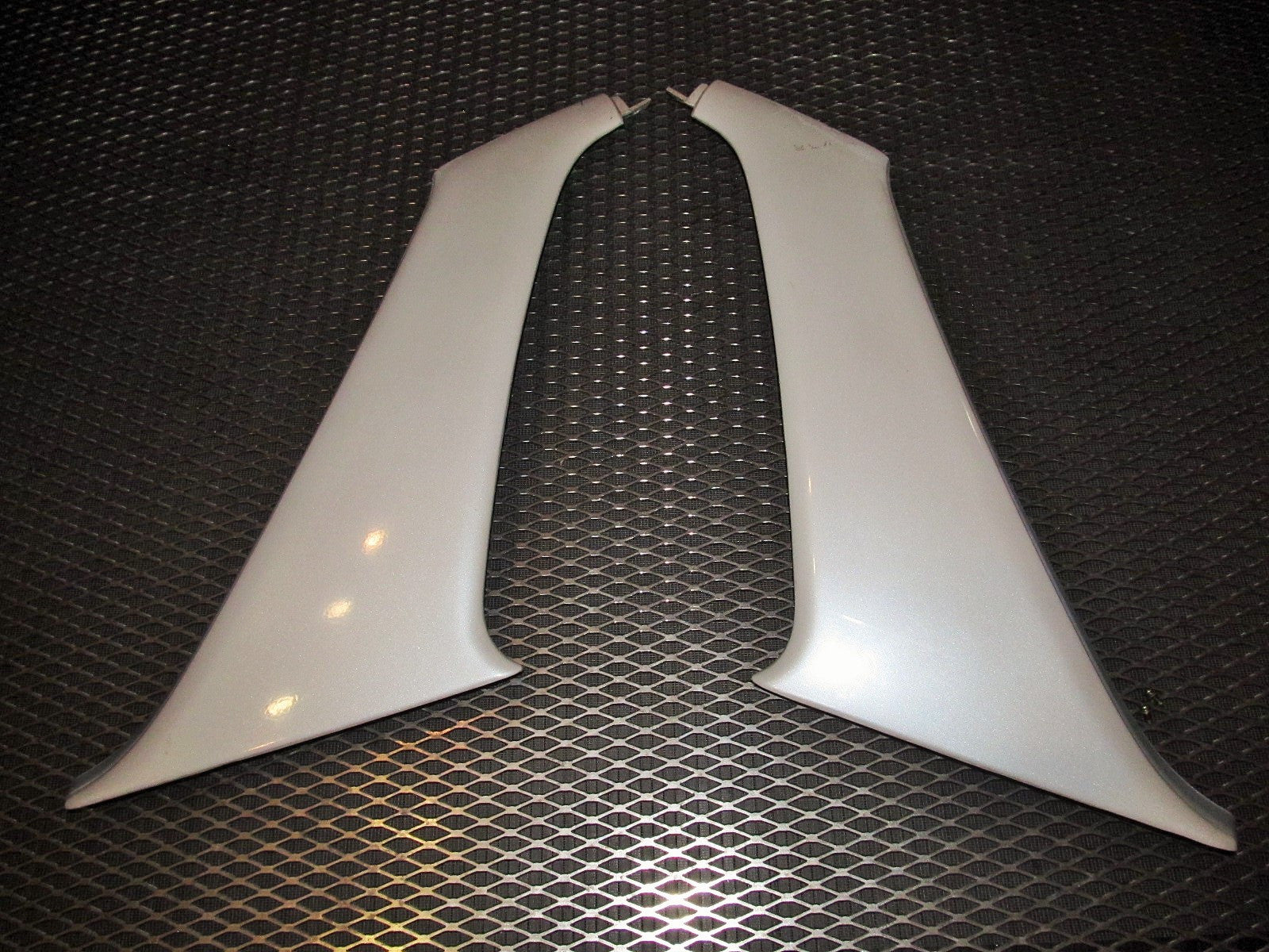 94 95 96 97 Mitsubishi 3000GT Exterior Side Cover Panel - Set