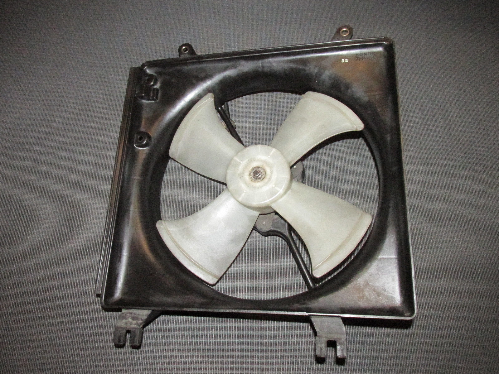 94 95 96 97 98 99 00 01 Acura Integra OEM Radiator Fan - Right