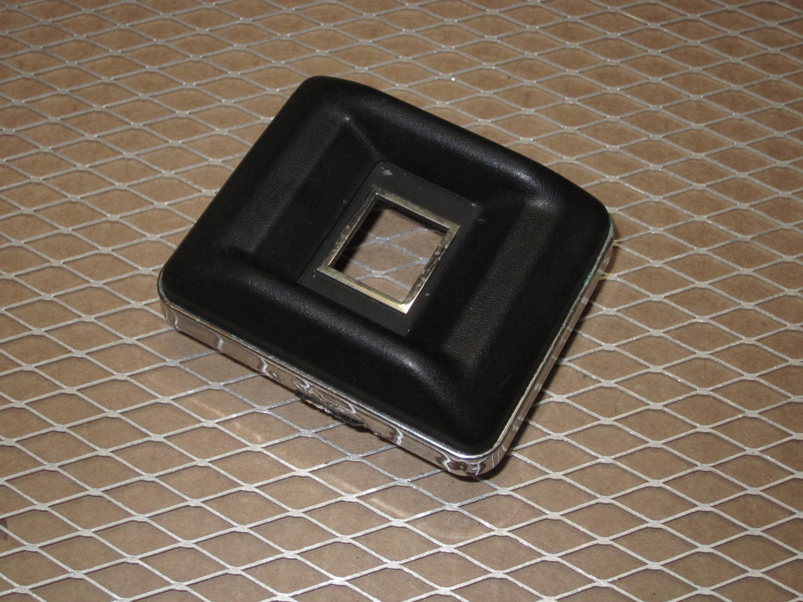 81 82 83 Datsun 280zx OEM Power Window Switch Bezel Cover Trim - Right