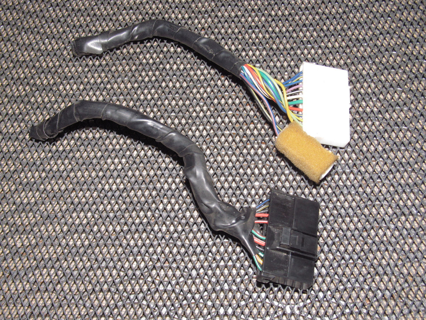 94 95 96 97 Mazda Miata OEM Instrument Cluster Speedometer Pigtail Harness - A/T