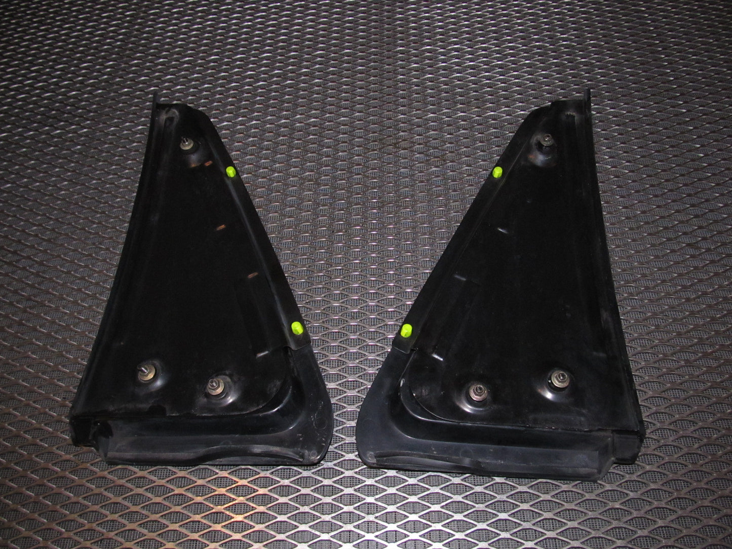 94 95 96 97 Mitsubishi 3000GT Exterior Side Quarter Cover Panel - Set