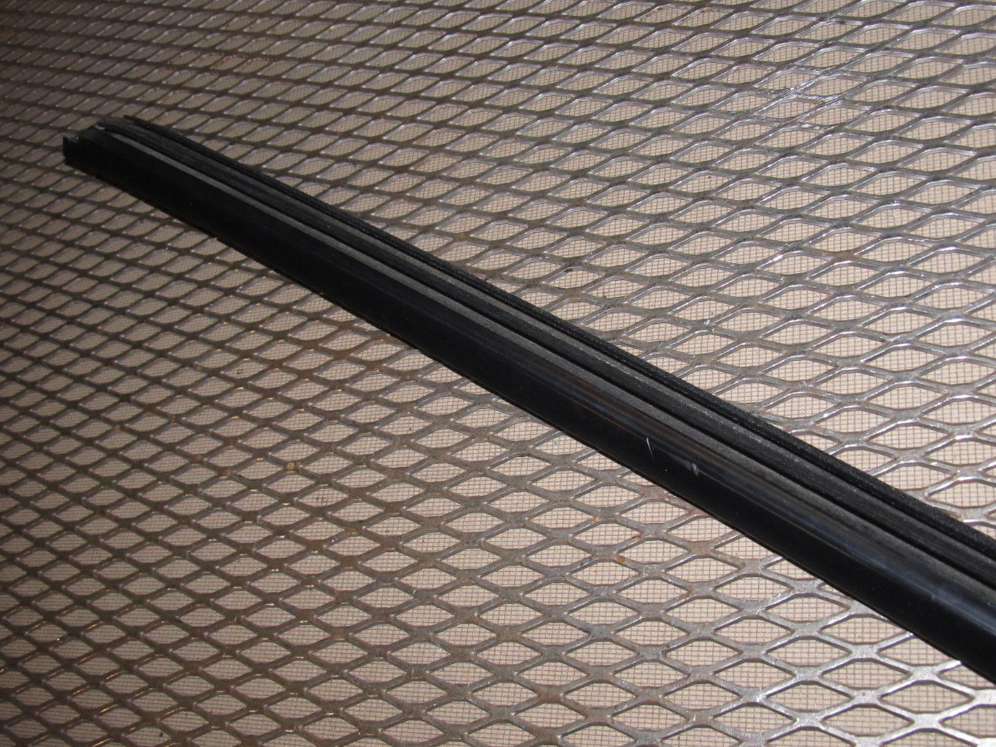 97 98 99 Mitsubishi Eclipse OEM Interior Door Belt Window Guide Moulding - Right