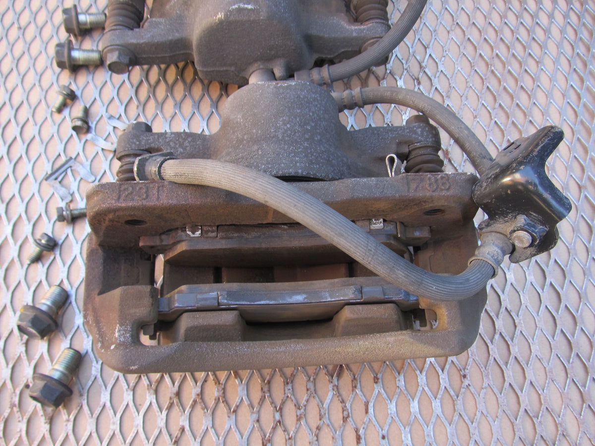 97 98 99 00 01 Honda Prelude OEM Front Brake Caliper Set