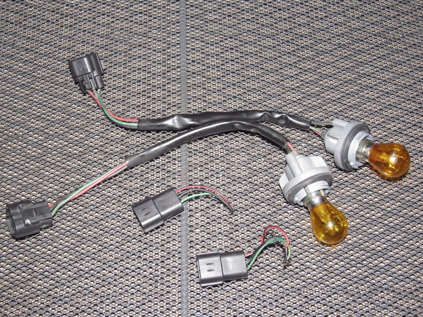 94 95 96 97 Mazda Miata OEM Front Turn Signal Light Bulb Socket