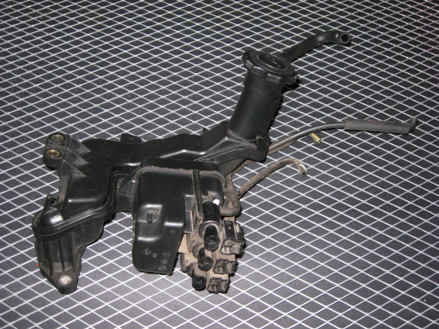 04 05 06 07 08 Mazda RX8 JDM 13B Engine Solenoid Valve Oil Funnel Cap