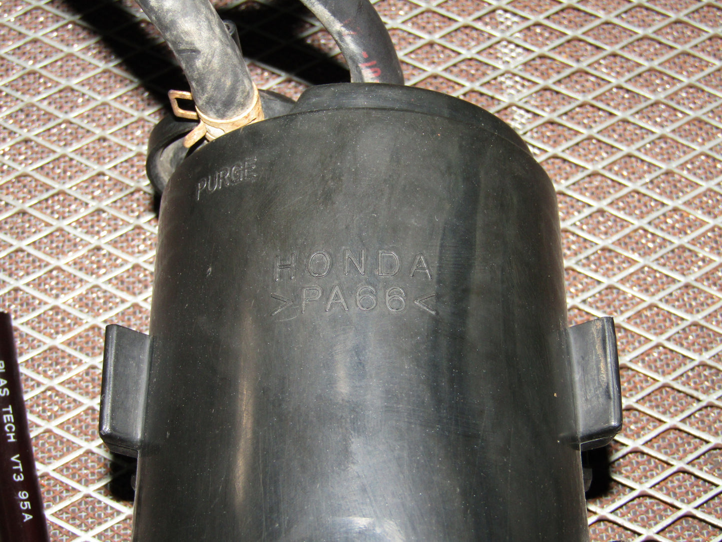 93 94 95 96 97 Honda Del Sol OEM Charcoal Canister Evap Purge Tank - D16Z6