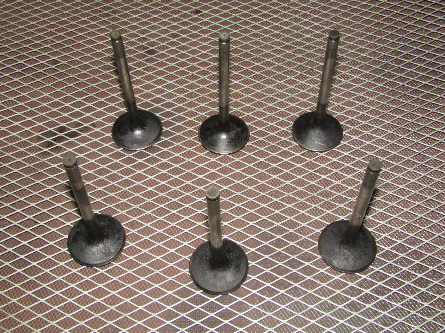 86-93 Mercedes Benz 300E OEM Engine Intake Valve Set