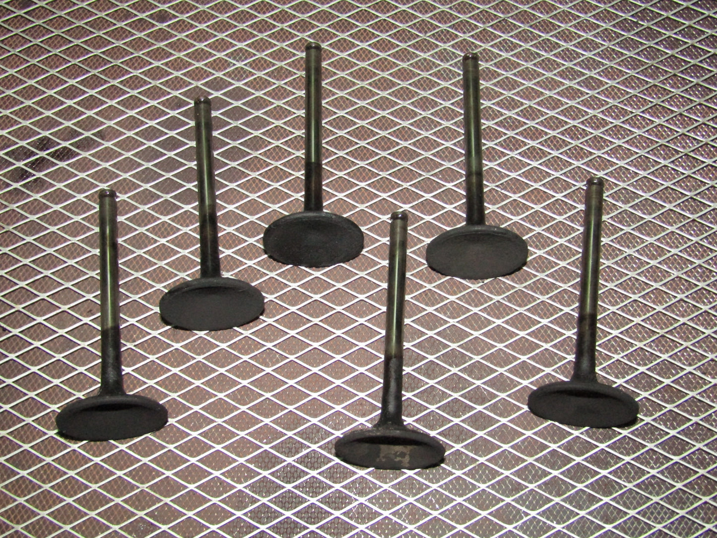 86-93 Mercedes Benz 300E OEM Engine Intake Valve Set