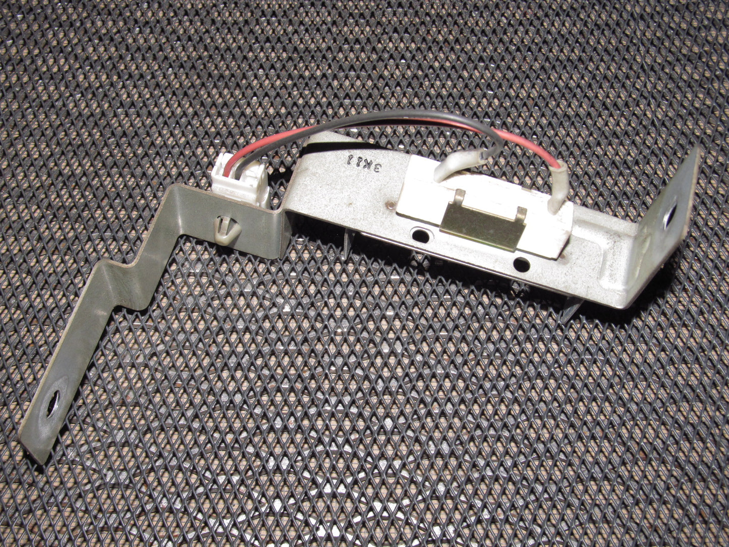 94 95 96 97 Mazda Miata OEM Cpu Module Unit Resistor